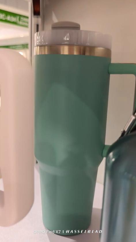 TI-1098C Vacuum Commuter Travel Mug live sample at Hong Kong MEGA SHOW Booth 3C-B37