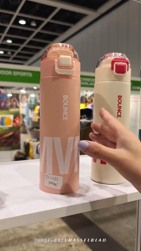 TI-1135 500ml One-Touch Flip Thermos live sample at Hong Kong MEGA SHOW Booth 3C-B37