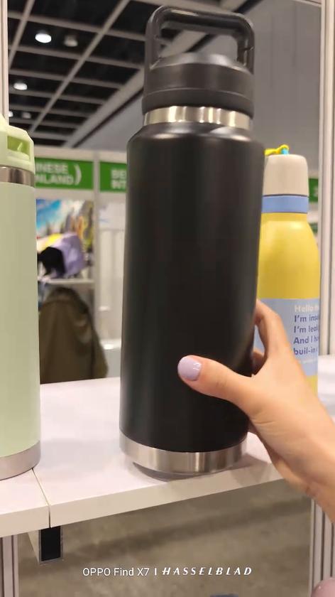 TI-1216 Custom Insulated Bottle live sample at Hong Kong MEGA SHOW Booth 3C-B37