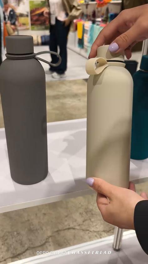 TI-1230B Outdoor Sport Insulated Bottle live sample at Hong Kong MEGA SHOW Booth 3C-B37