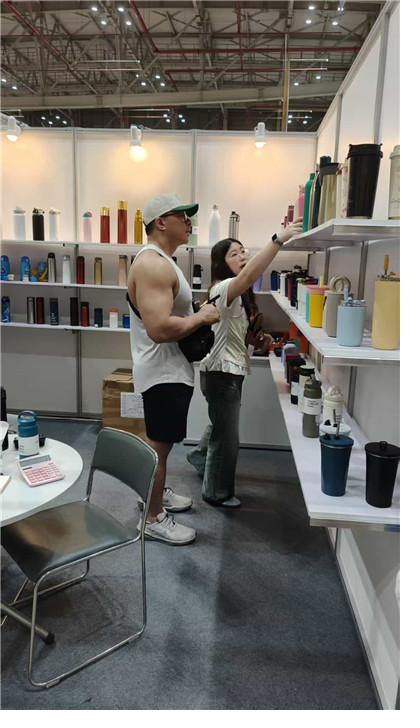 Vietnam Global Sources Fair 2026 — Jupeng Drinkware booth