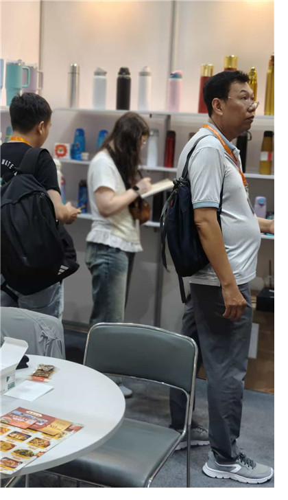Vietnam Global Sources Fair 2026 — Jupeng Drinkware booth