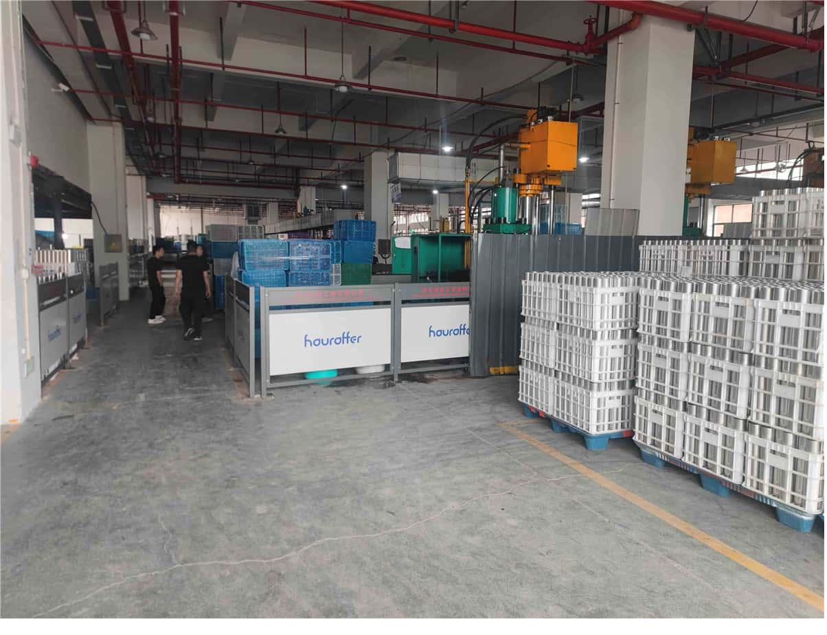 Jupeng Drinkware production line in Yongkang, China